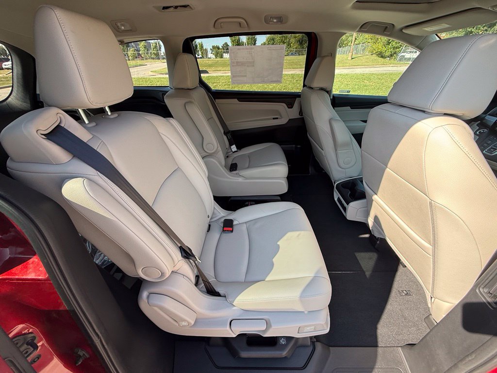 Used 2026 Honda Odyssey EX-L image 37