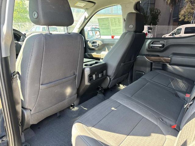 Used 2022 Chevrolet Silverado 1500 LT Trail Boss w/ LPO, Dark Essentials Package AWD/4WD image 11