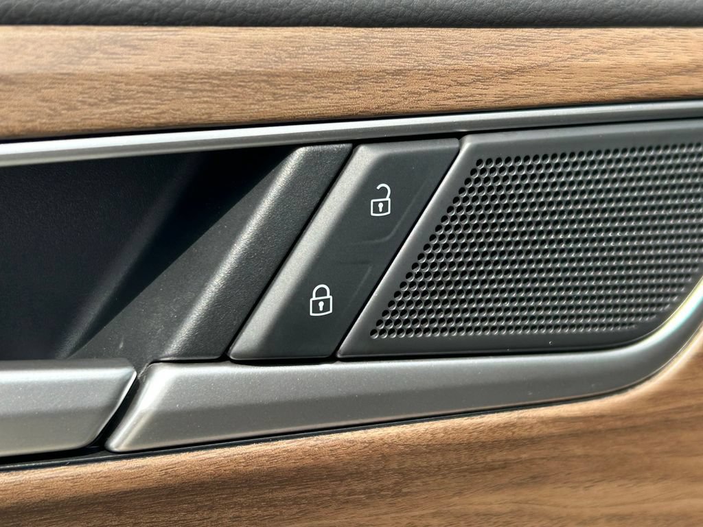 Used 2026 Volkswagen Atlas SE AWD/4WD image 27