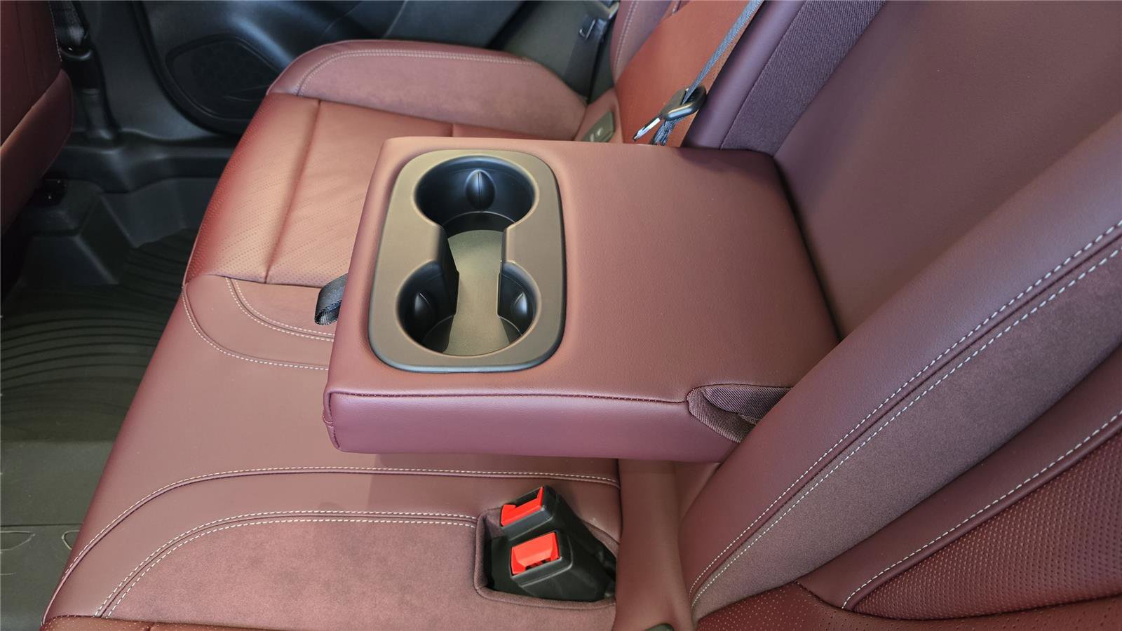 New 2026 Buick Envision Sport Touring image 19