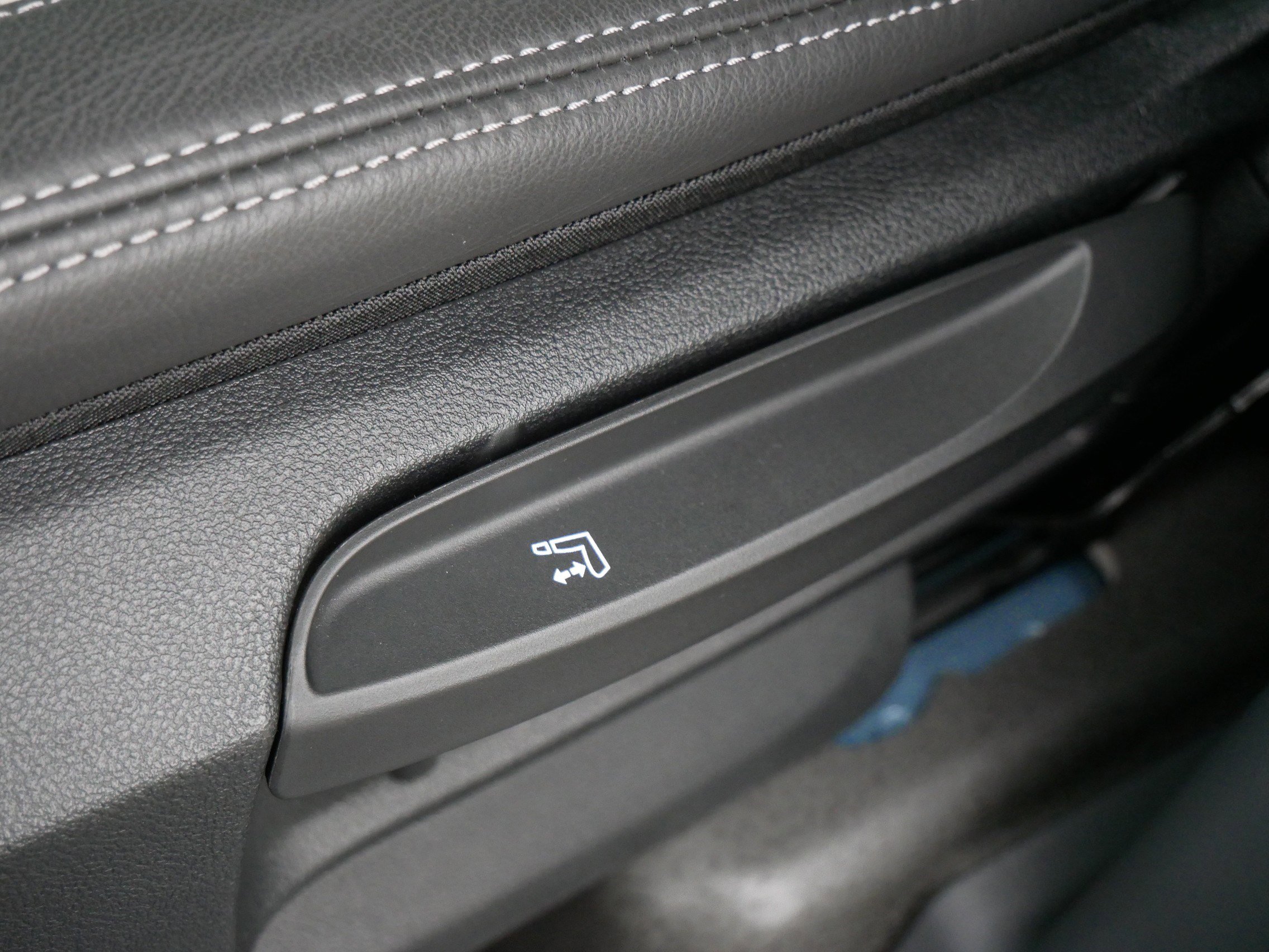 New 2025 INEOS Grenadier Fieldmaster Edition image 19