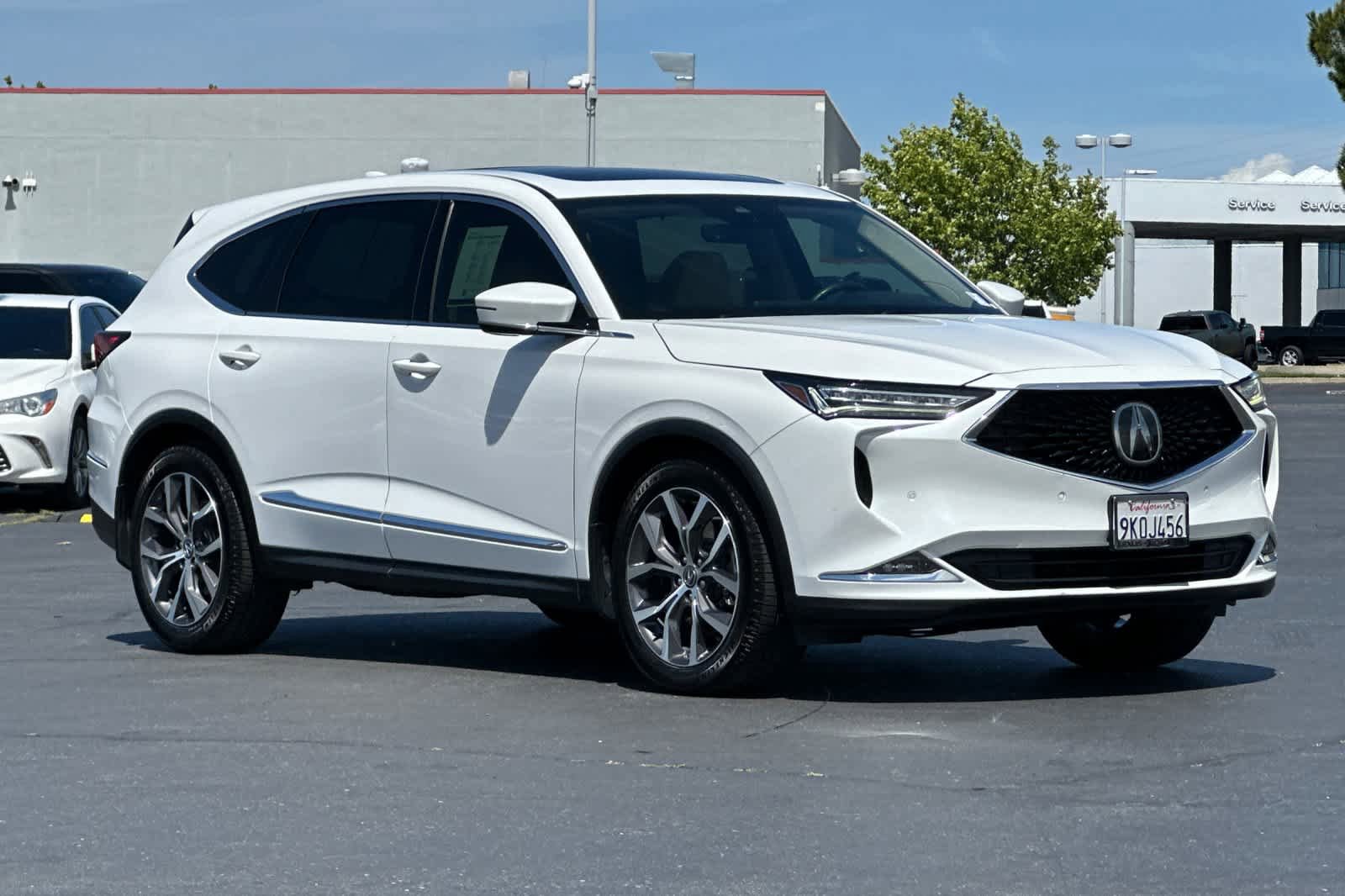 Used 2022 Acura MDX SH-AWD w/ Technology Package image 5