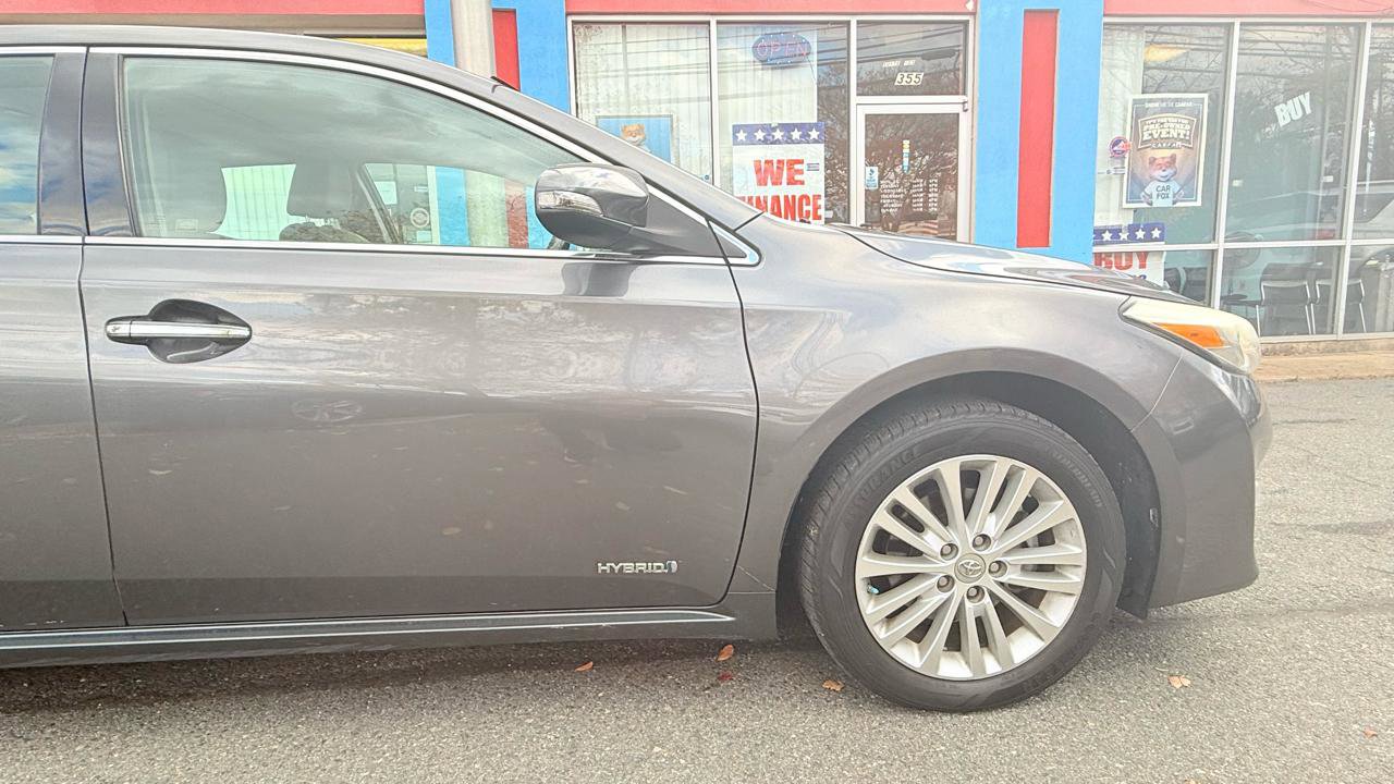 Used 2013 Toyota Avalon XLE Touring image 15