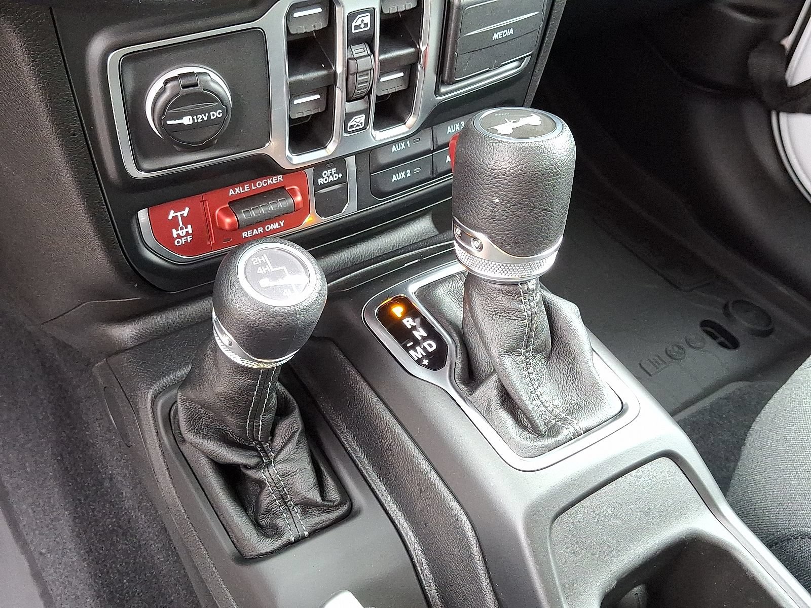 New 2025 Jeep Wrangler Unlimited Sport AWD/4WD image 9