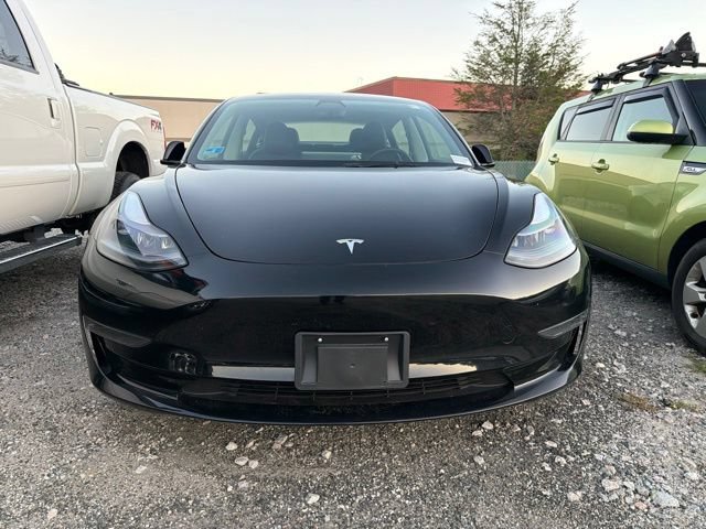 Used 2023 Tesla Model 3 Standard Range RWD image 2