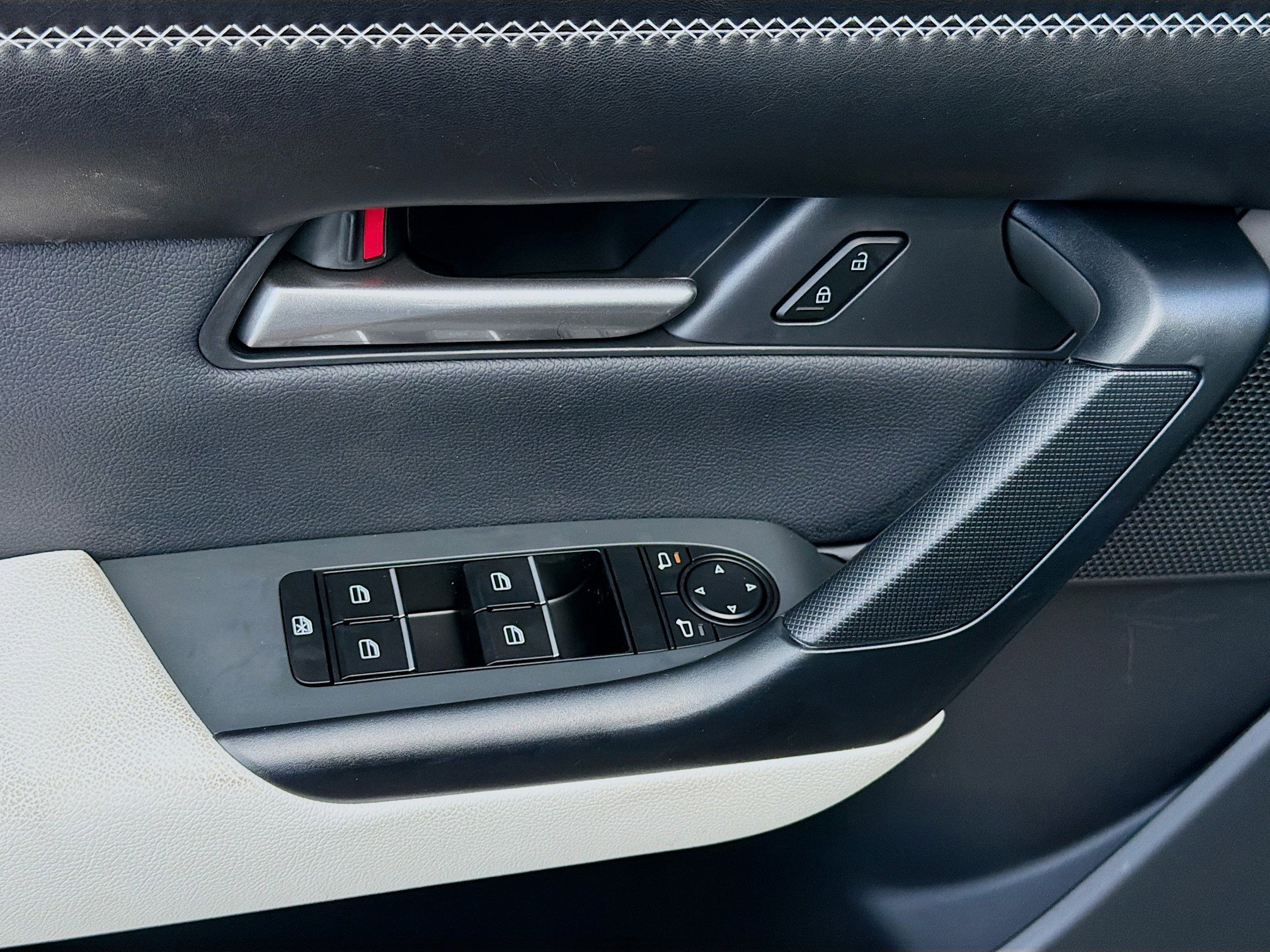 New 2026 MAZDA CX-50 AWD 2.5 S w/ Weather Package image 24