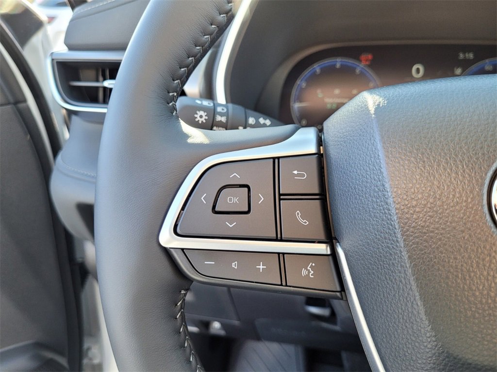 New 2026 Toyota Highlander Limited image 24