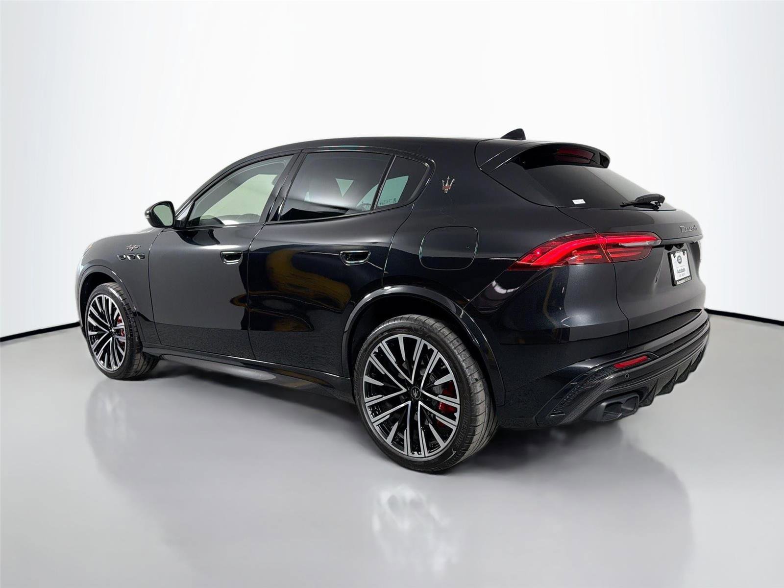 Used 2025 Maserati Grecale Trofeo AWD/4WD image 7