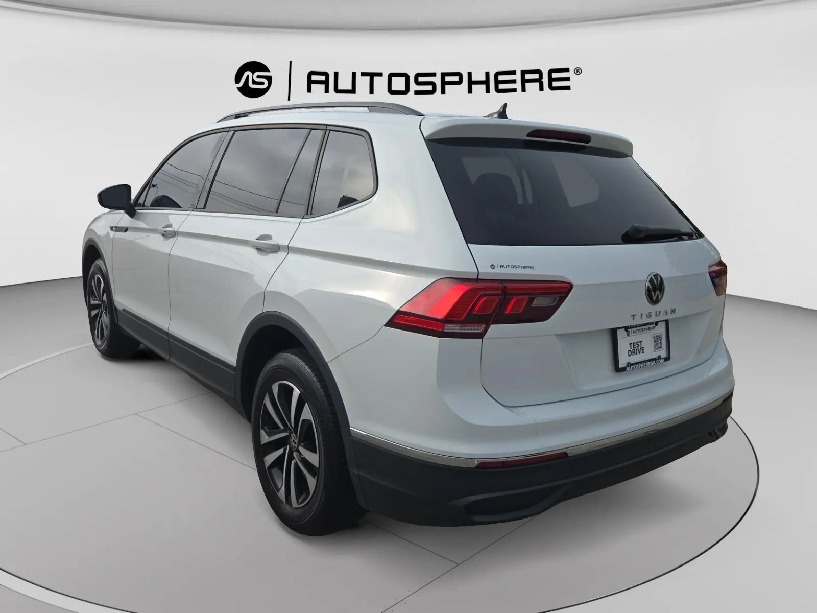 Used 2022 Volkswagen Tiguan S FWD image 6