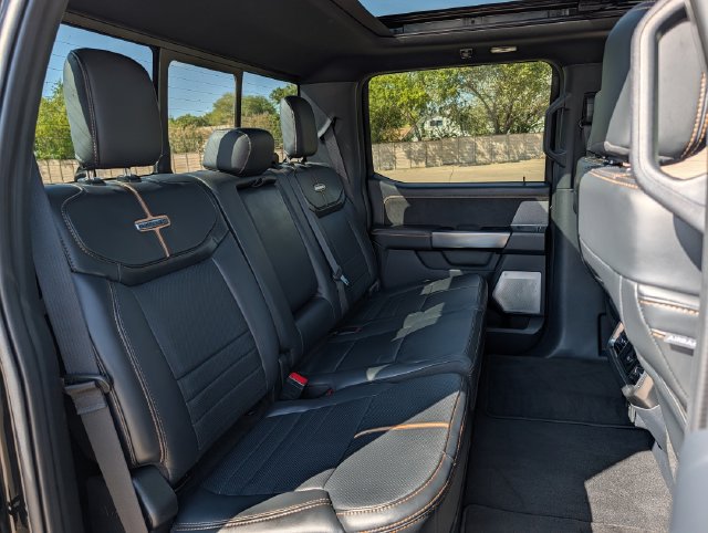 Used 2023 Ford F250 Platinum AWD/4WD image 29