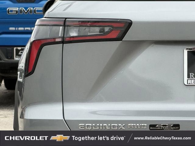 Used 2025 Chevrolet Equinox LT AWD/4WD image 9