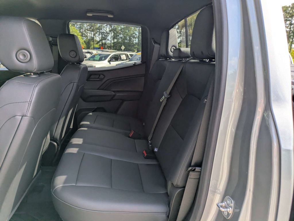 Used 2024 Chevrolet Colorado Trail Boss w/ LPO, Dark Essentials Package AWD/4WD image 14