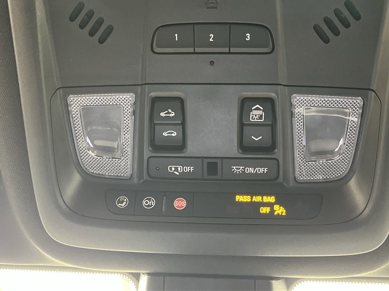 Certified 2025 Cadillac XT6 Premium Luxury AWD/4WD image 30