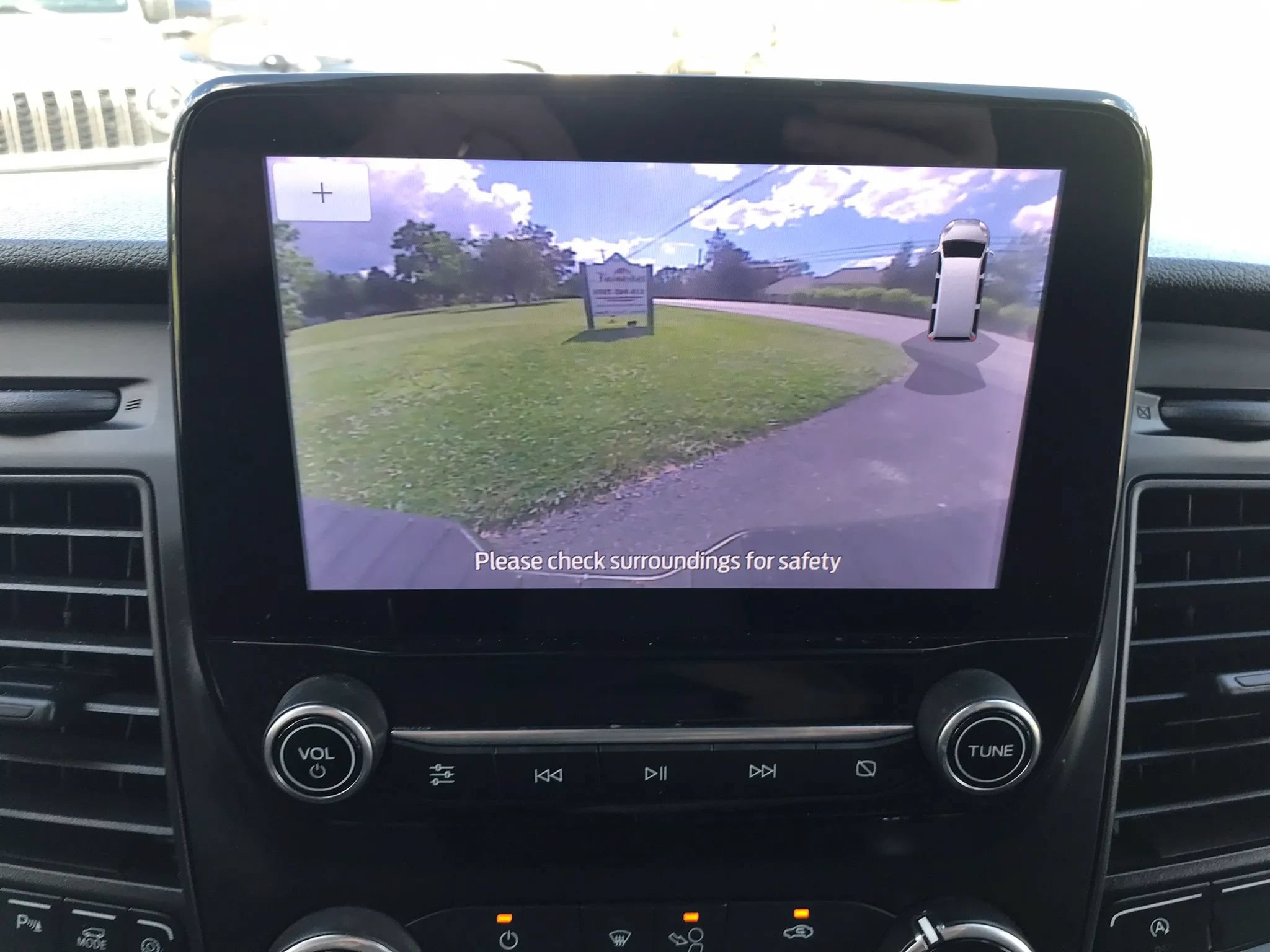 Used 2020 Ford Transit 250 Low Roof AWD image 4