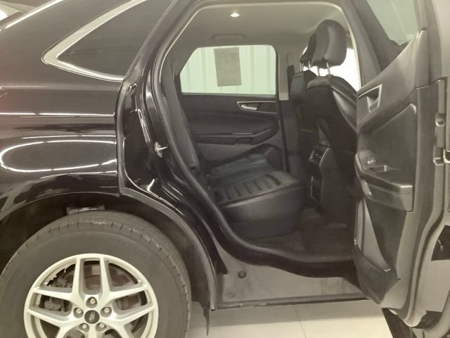 Used 2024 Ford Edge SEL w/ Convenience Package AWD/4WD image 10