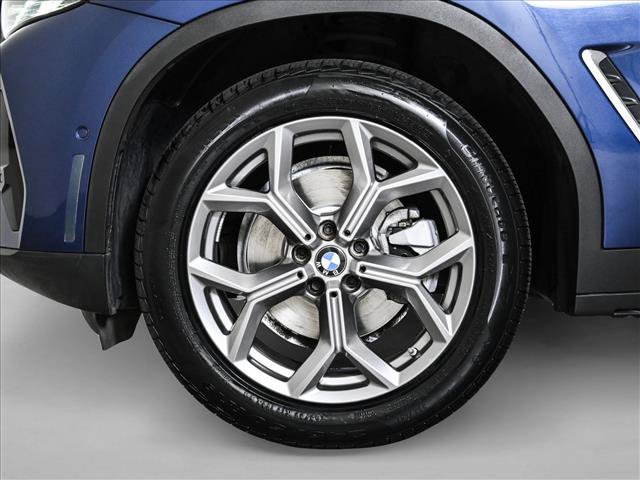 Used 2023 BMW X4 xDrive30i w/ Premium Package AWD/4WD image 25