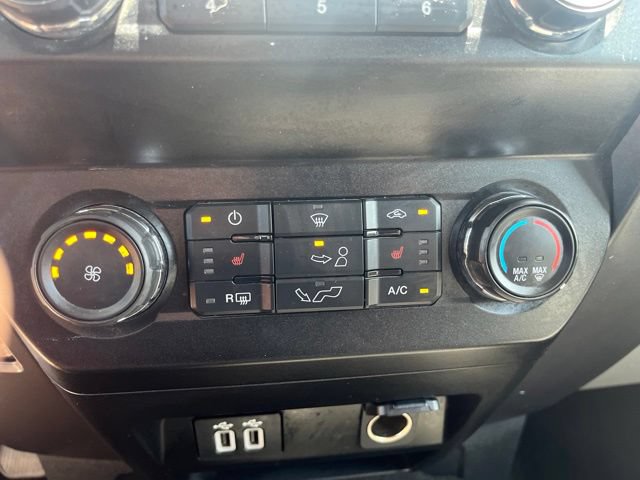 Used 2020 Ford F150 XLT w/ Equipment Group 302A Luxury AWD/4WD image 24
