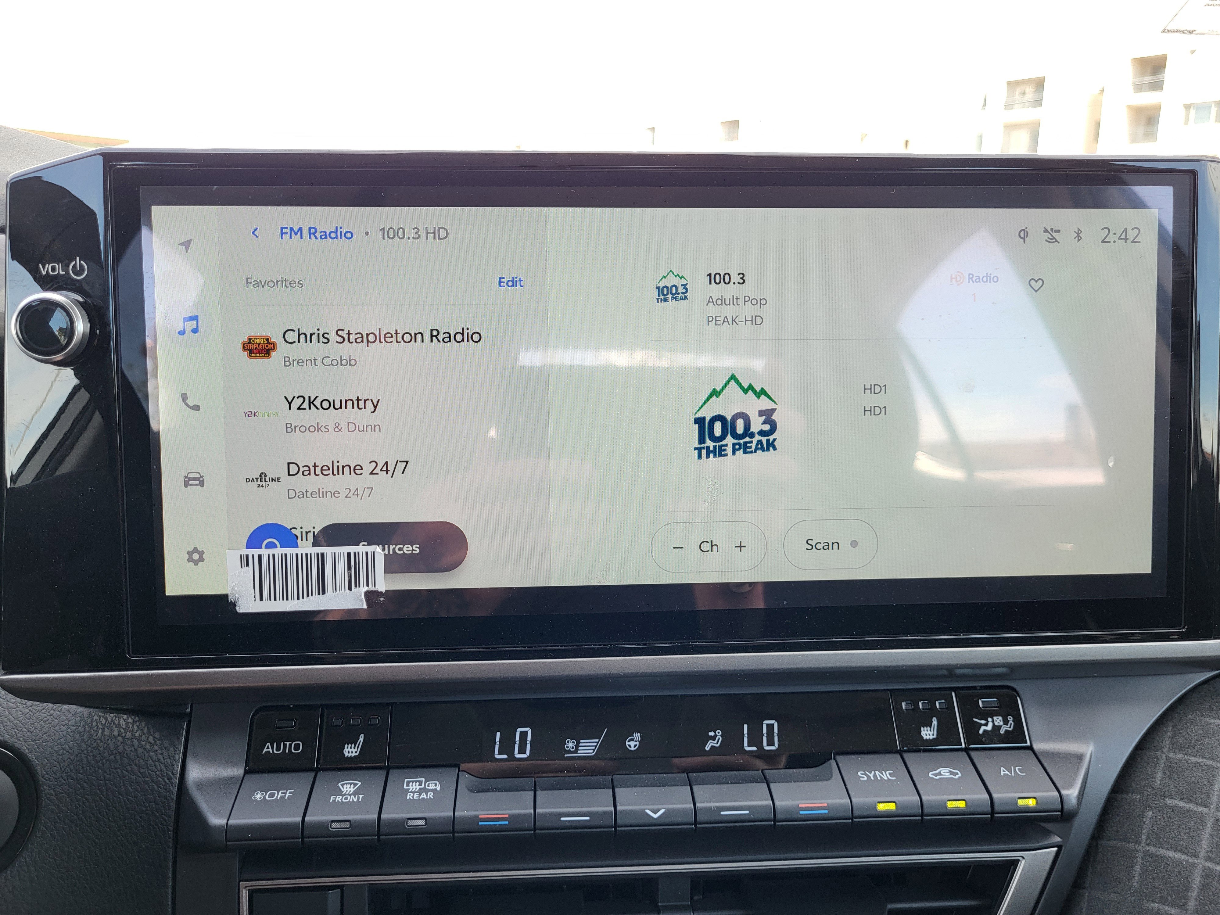 Used 2026 Toyota Camry XLE image 18