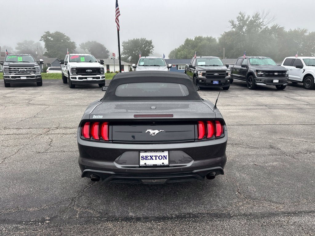 Certified 2019 Ford Mustang Convertible RWD image 6
