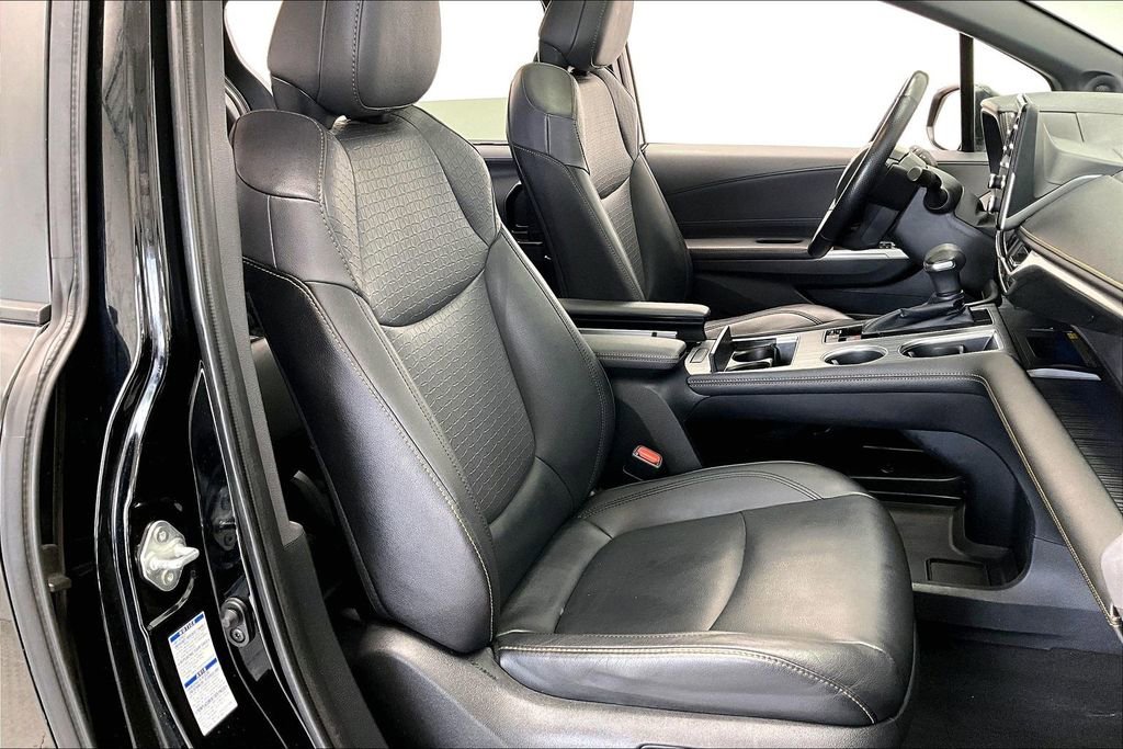 Used 2022 Toyota Sienna XLE Woodland Edition AWD/4WD image 7