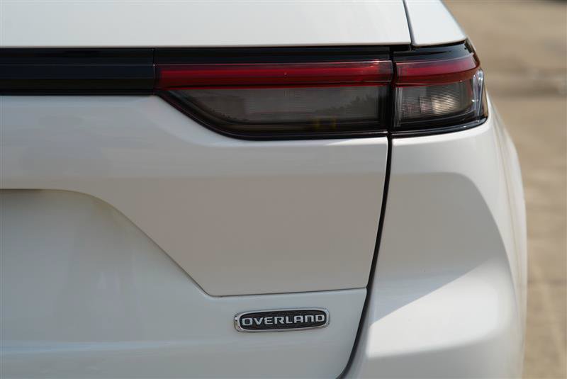 Used 2023 Jeep Grand Cherokee Overland AWD/4WD image 47