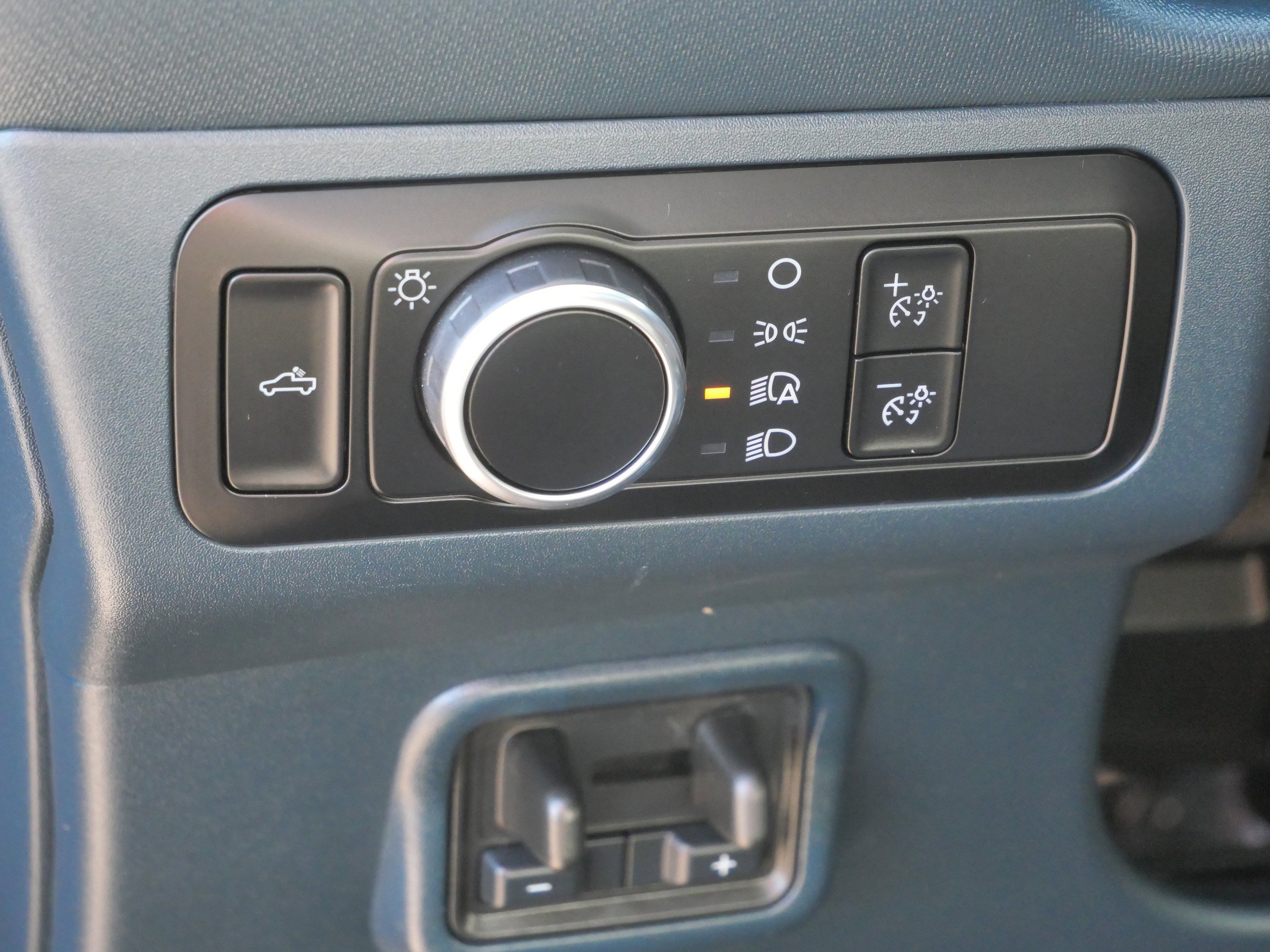 Used 2025 Ford Maverick XLT w/ XLT Luxury Package image 21