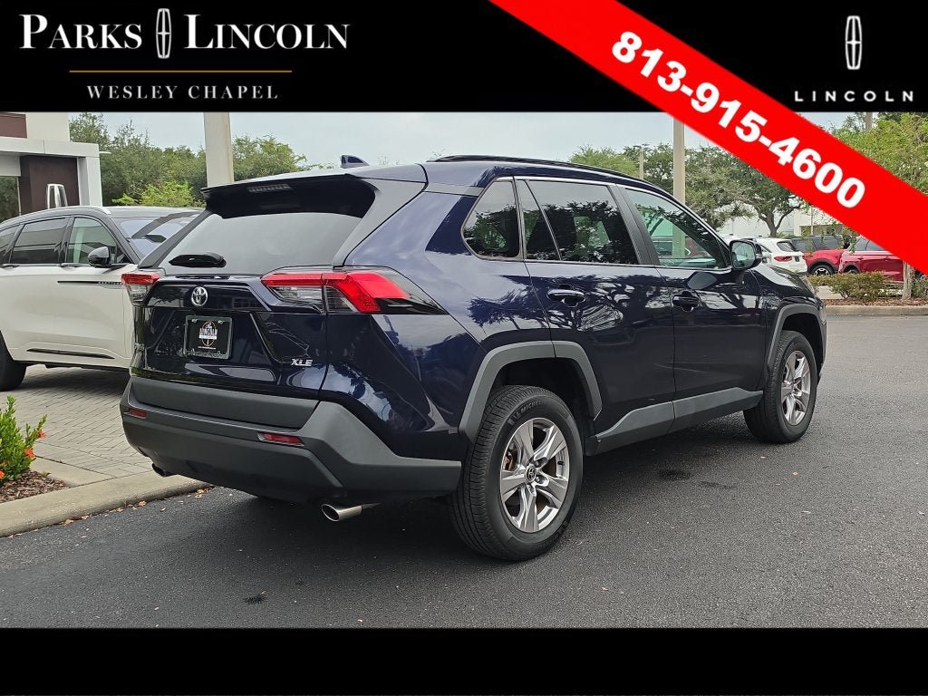 Used 2022 Toyota RAV4 XLE FWD image 4