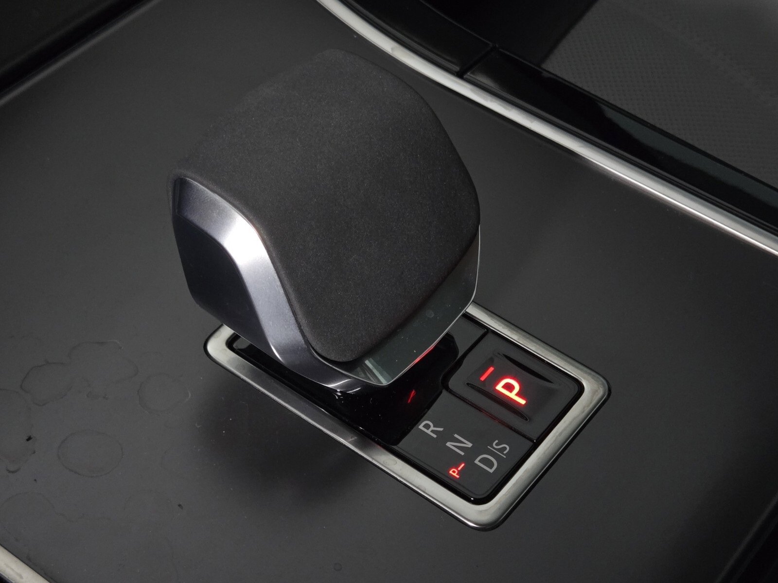 Used 2024 Land Rover Range Rover Evoque Dynamic SE image 30