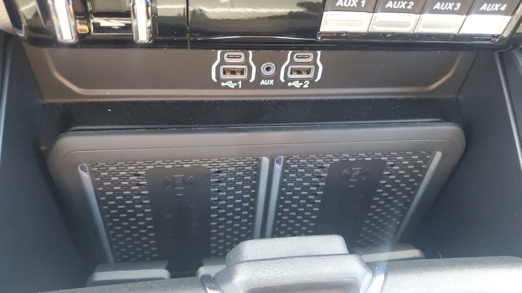 New 2026 RAM 3500 Laramie image 29