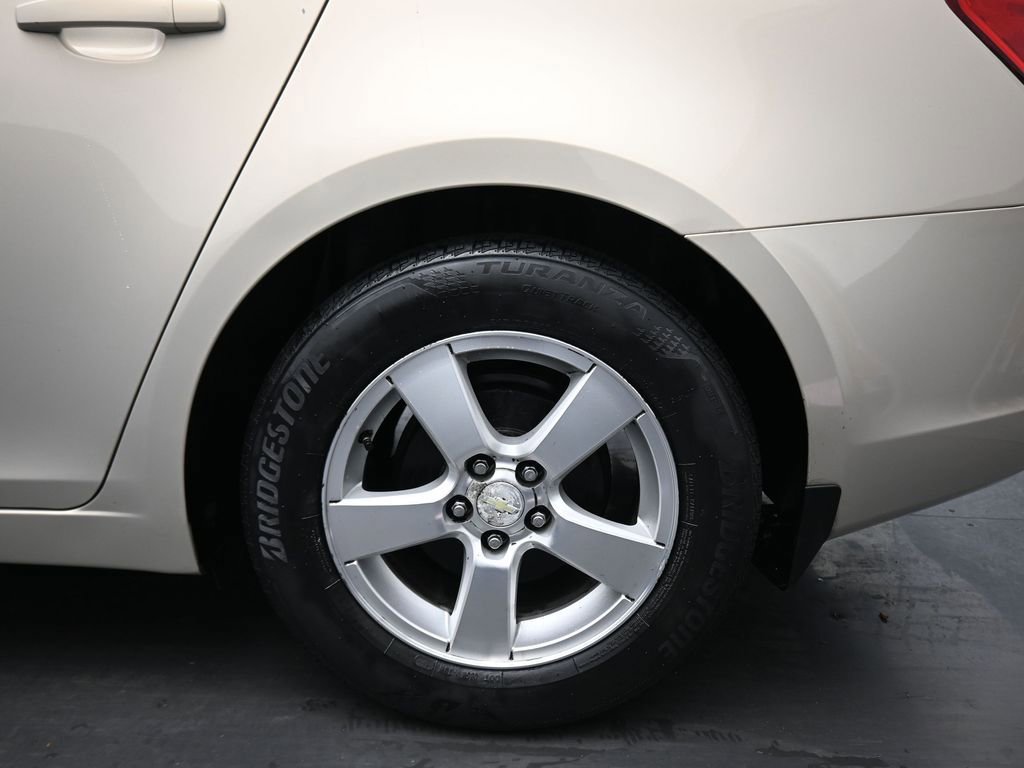 Used 2012 Chevrolet Cruze LT image 42