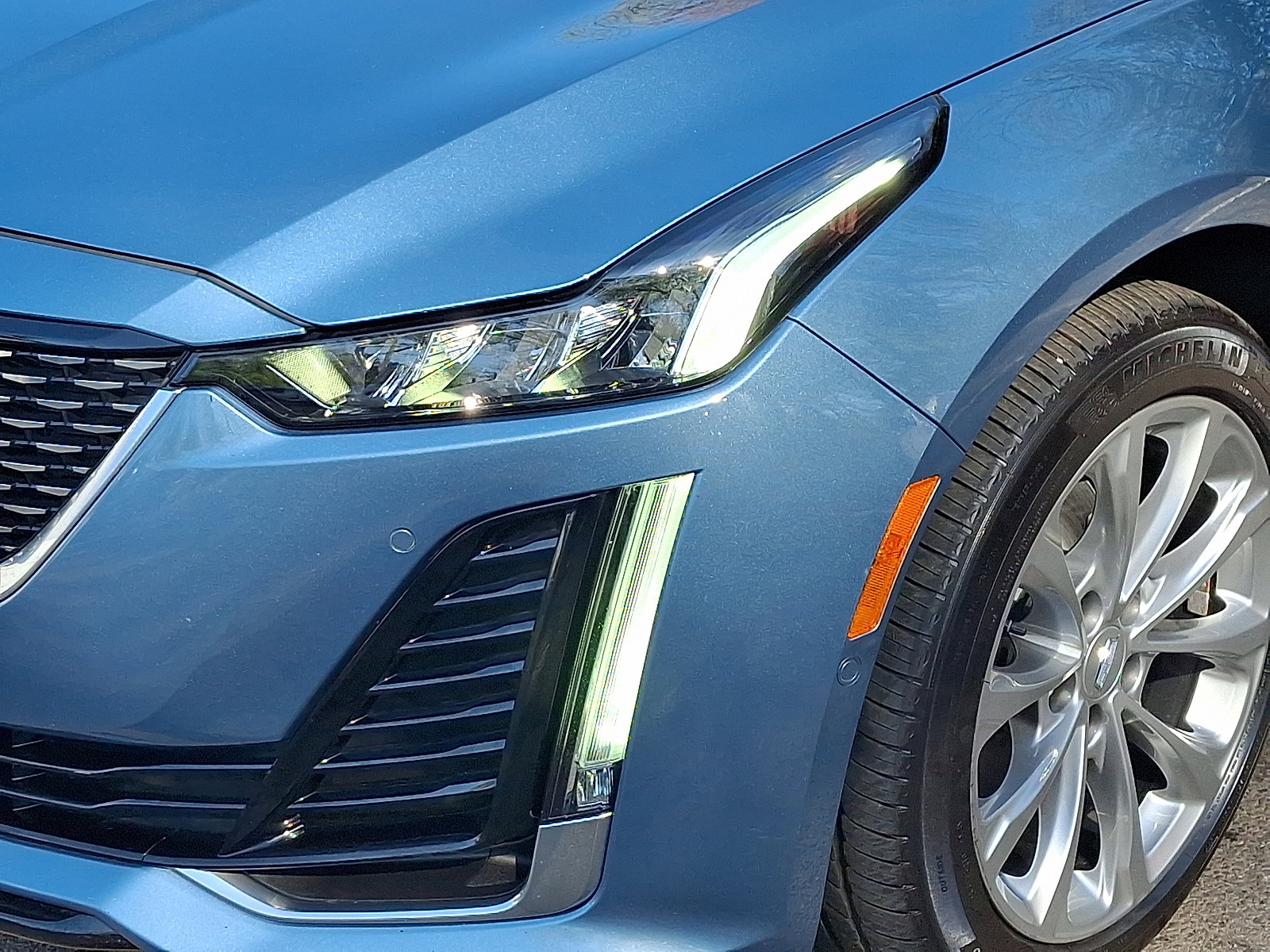 Certified 2023 Cadillac CT5 Luxury image 12