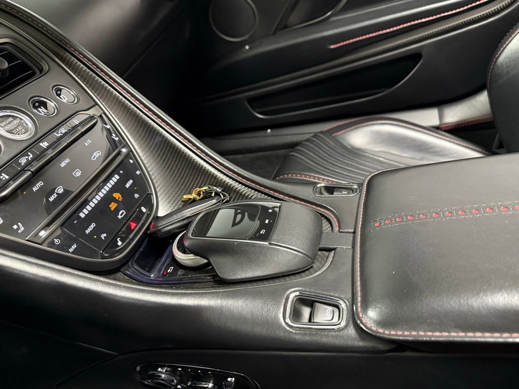 Used 2019 Aston Martin DB11 Volante image 15