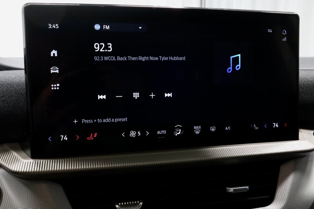 Certified 2025 Ford Explorer Active image 3