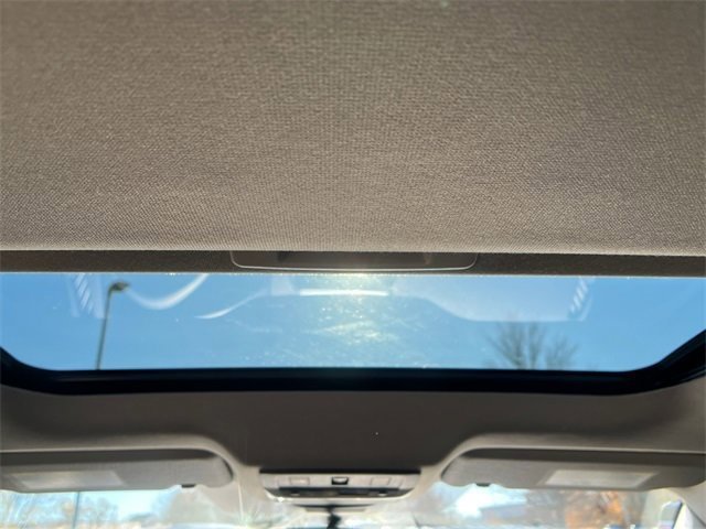 New 2025 Nissan Sentra SR w/ SR Premium Package image 16