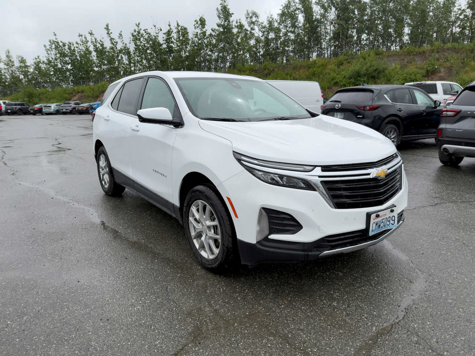 Used 2024 Chevrolet Equinox LT AWD/4WD image 5