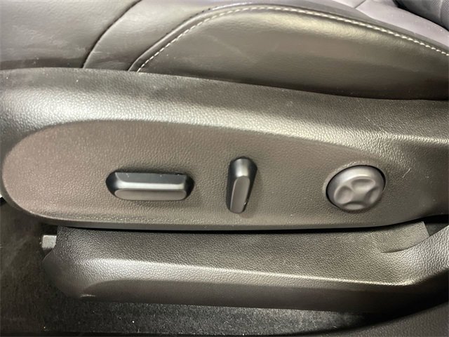 Used 2019 Buick Envision Essence image 12