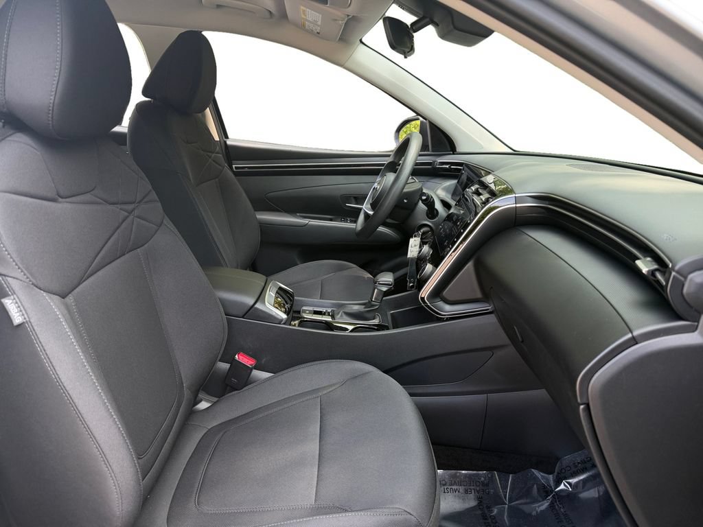 Used 2024 Hyundai Tucson SE AWD/4WD image 15