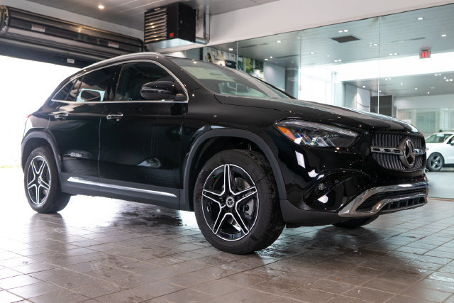 New 2026 Mercedes-Benz GLA 250 4MATIC image 1