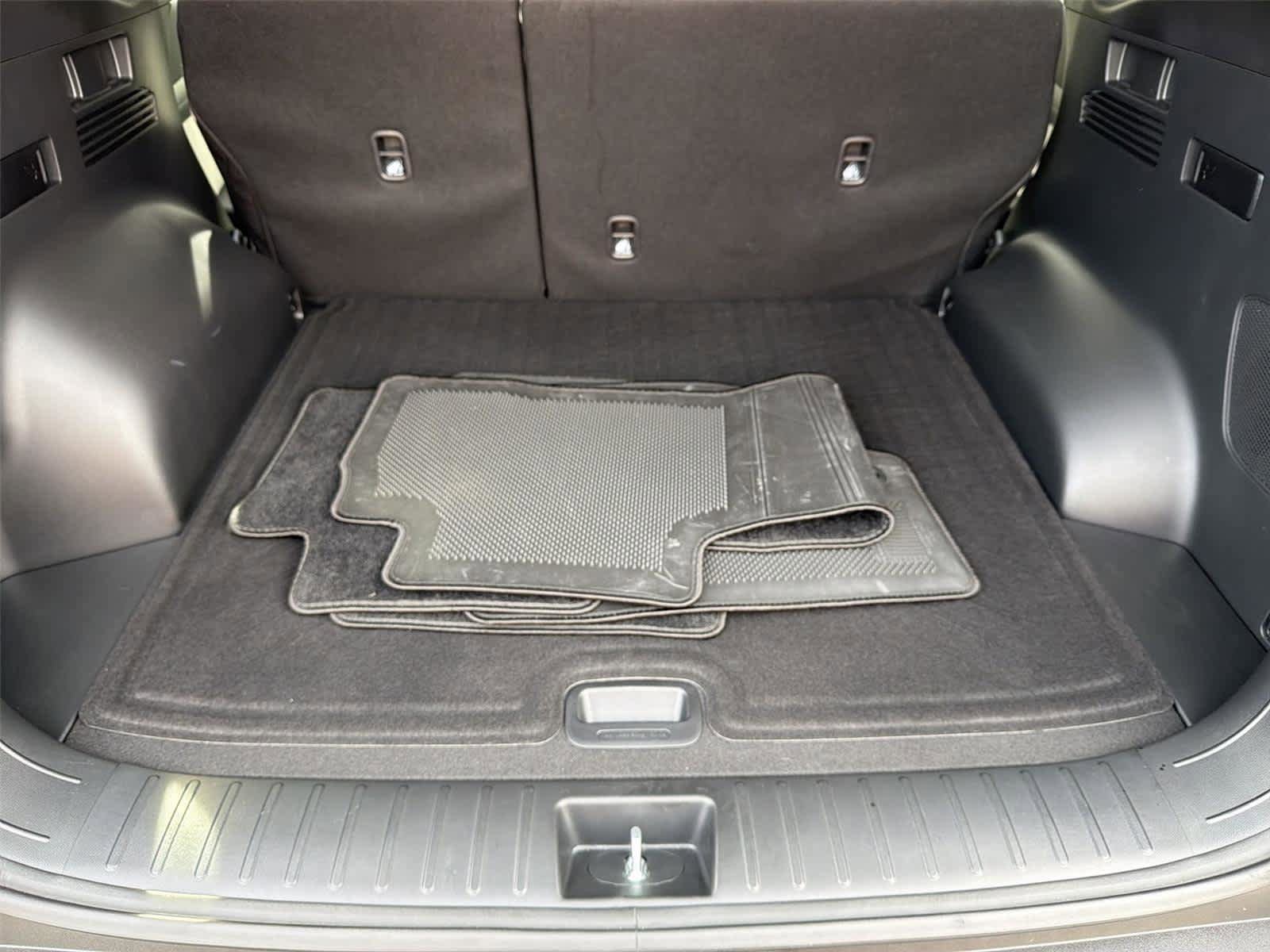 Used 2025 Hyundai Tucson Limited AWD/4WD image 21