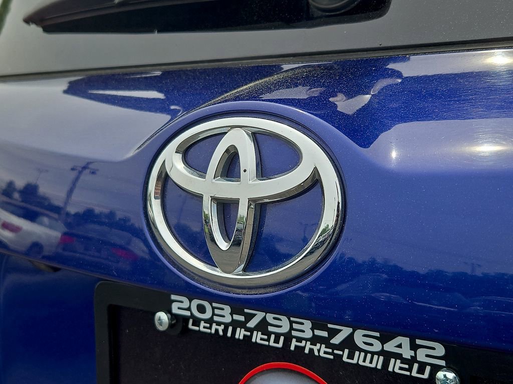 Used 2015 Toyota RAV4 LE AWD/4WD image 29