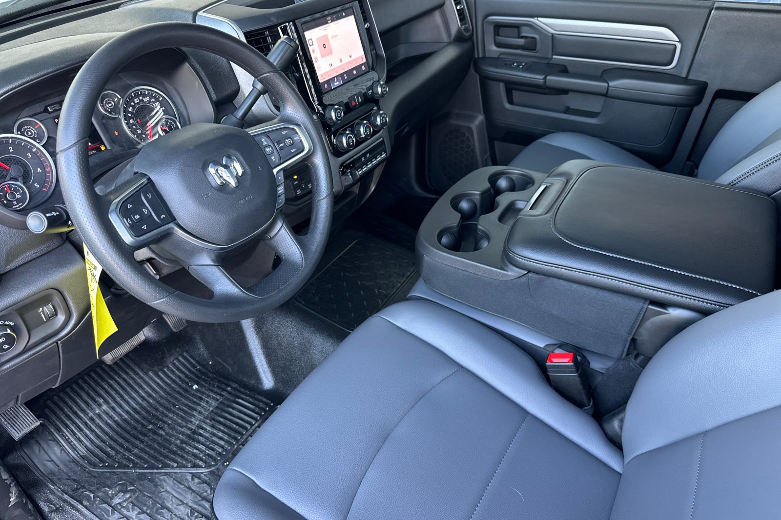 New 2025 RAM 5500 Tradesman AWD/4WD image 9