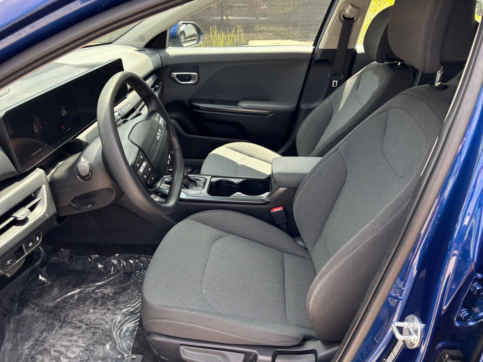 Used 2025 Kia K4 FWD image 27
