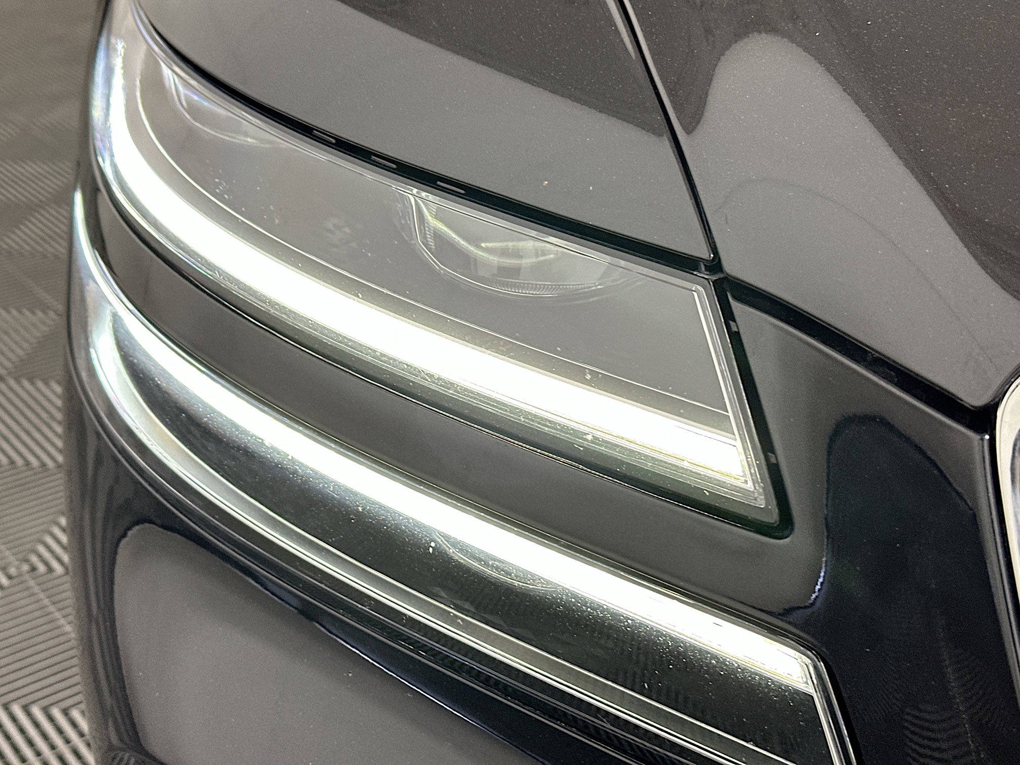 Used 2024 Genesis G80 2.5T image 9