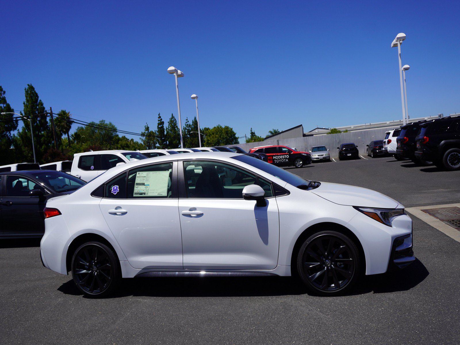 New 2026 Toyota Corolla SE FWD image 4