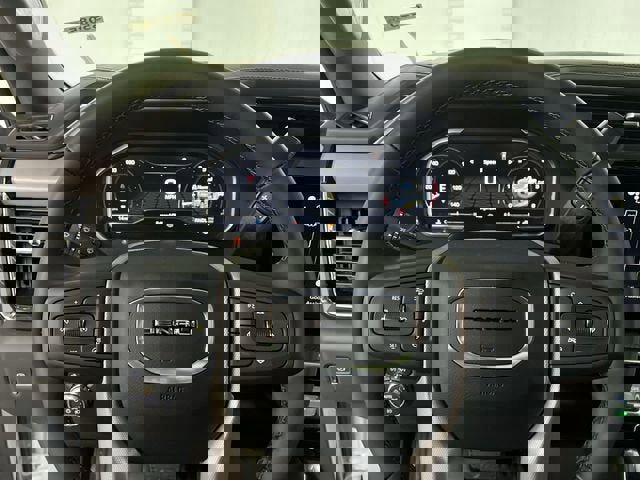 New 2025 GMC Sierra 2500 Denali w/ Denali Reserve Package image 11