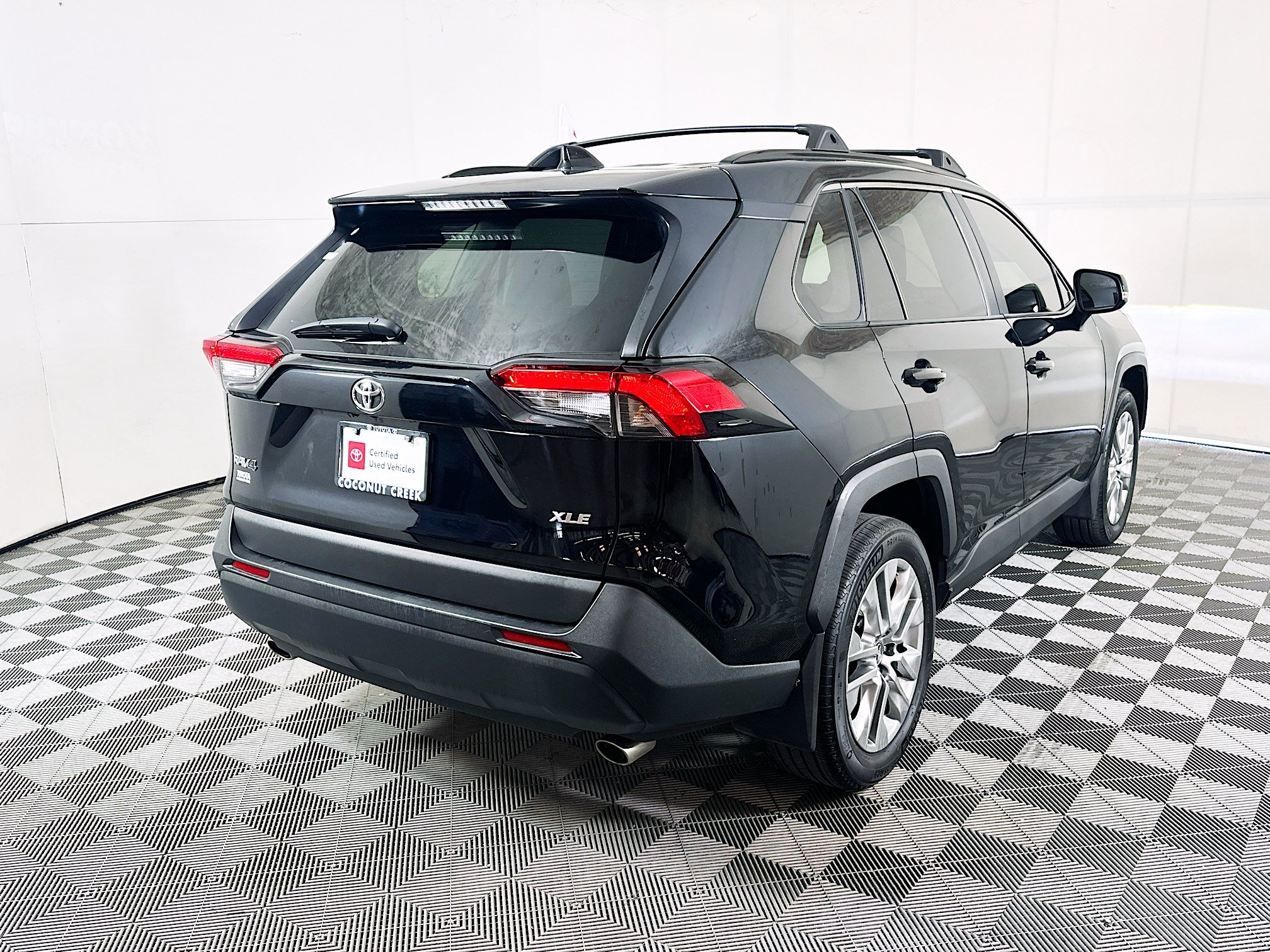 Certified 2025 Toyota RAV4 XLE Premium FWD image 3