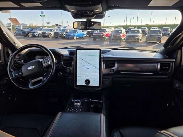 Used 2022 Ford Expedition Max Platinum image 11