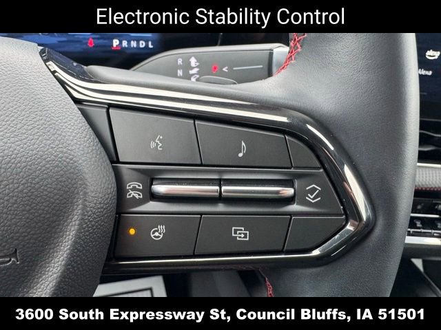Used 2025 Chevrolet Equinox RS w/ Safety and Technology Package AWD/4WD image 24