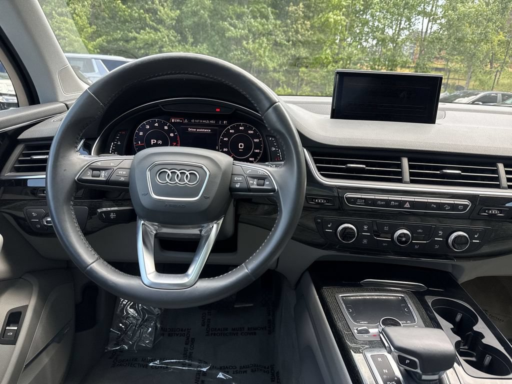 Used 2019 Audi Q7 3.0T Premium Plus w/ Premium Plus Package AWD/4WD image 23