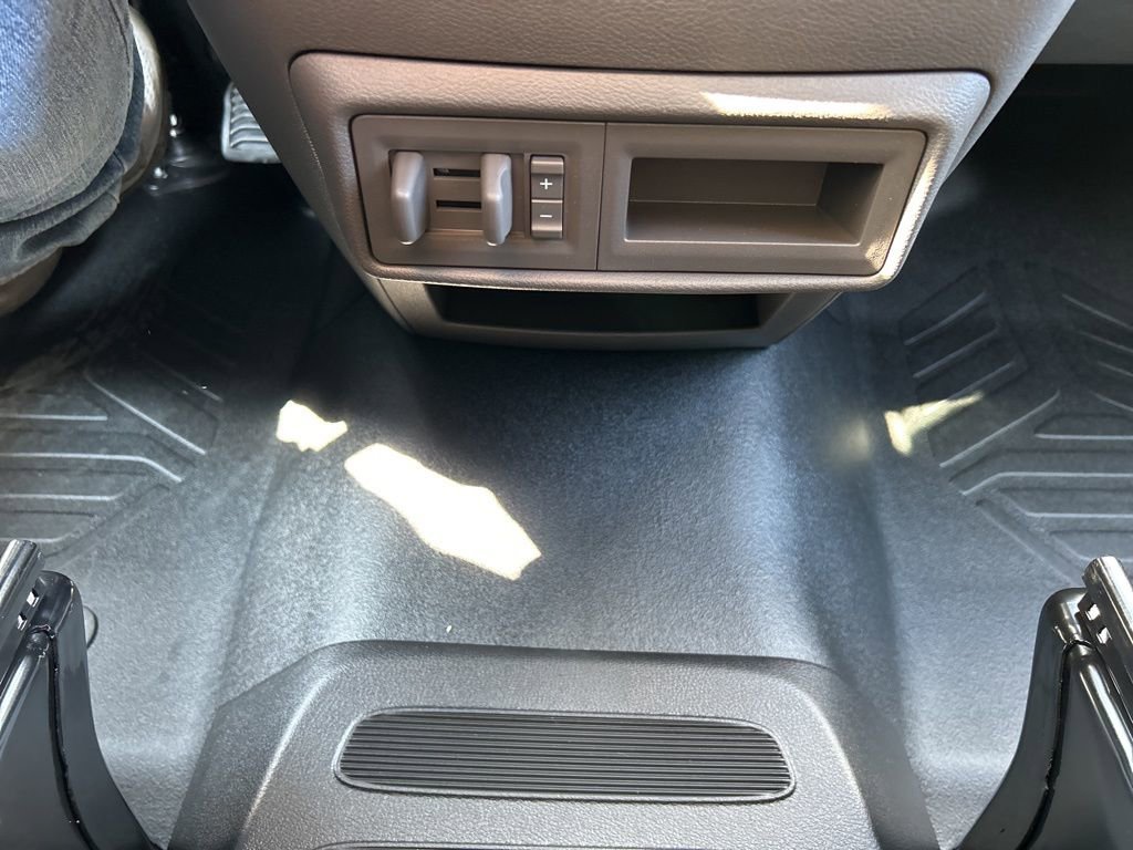 New 2025 Ford Transit 350 Low Roof AWD w/ Load Area Protection Package image 24